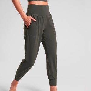 Athleta Salutation Jogger in Powervita Olive